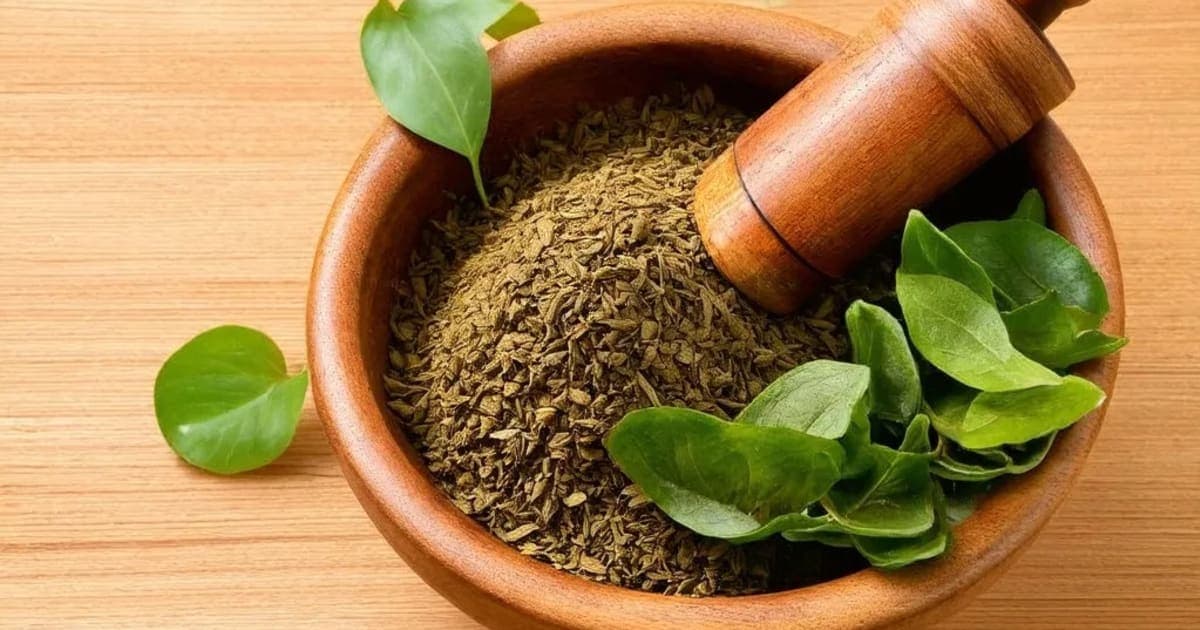 మధుక పుష్పం ప్రయోజనాలు — ఆయుర్వేద మూలిక