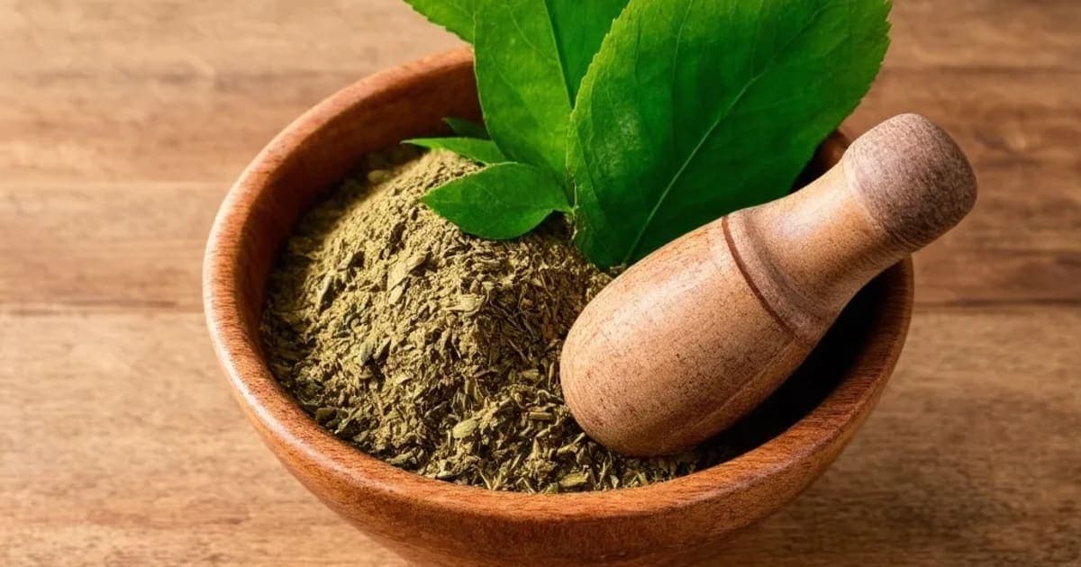 નીલીભૃંગાદિ તેલના ફાયદા — આયુર્વેદિક જડીબુટ્ટી