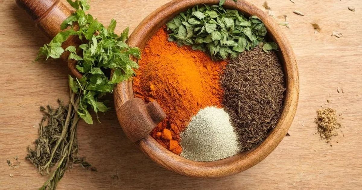 कब्ज का घरेलू इलाज — आयुर्वेदिक जड़ी-बूटी