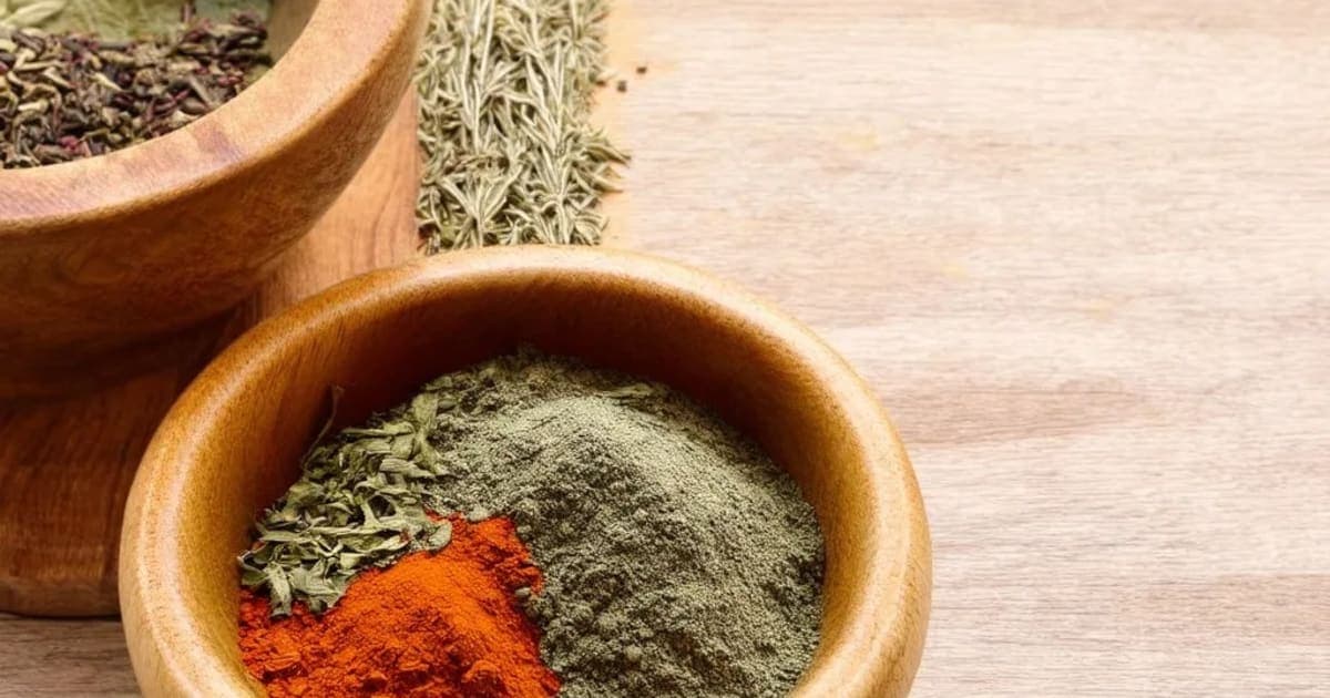 پیریوڈز میں درد کے آیورویدی گھریلو علاج اور حل — آیورویدک جڑی بوٹی